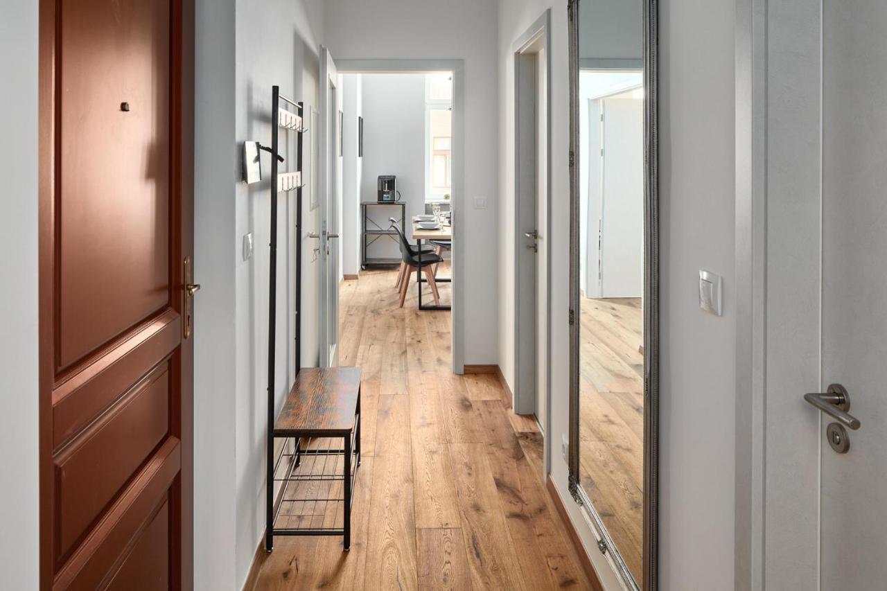 Prague Days - Stylish Apartment - Workspace Apartamento